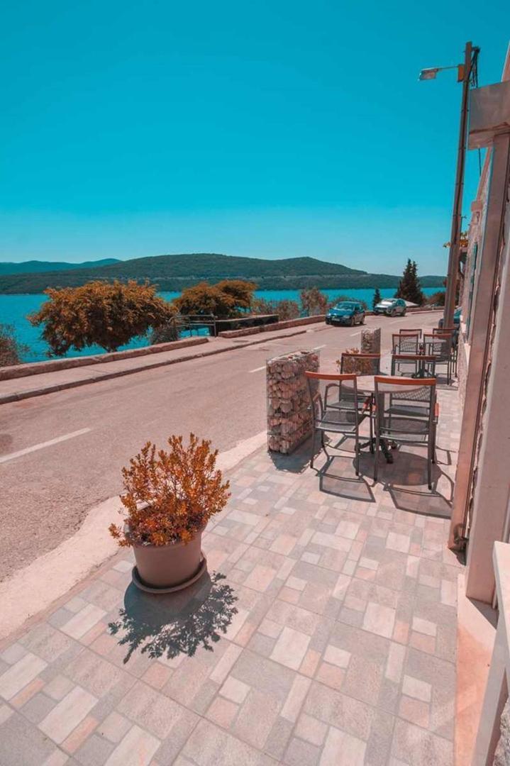 Villa Raguz Sa Privatnom Plazom I Garazom Neum Eksteriør bilde